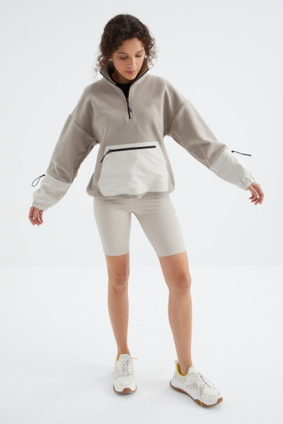 Koyu Bej Etek Ucu Büzgülü Yarım Fermuarlı Oversize Kadın Polar Sweatshirt - 97238 Koyu Bej Etek Ucu Büzgülü Yarım Fermuarlı Oversize Kadın Polar Sweatshirt - 97238