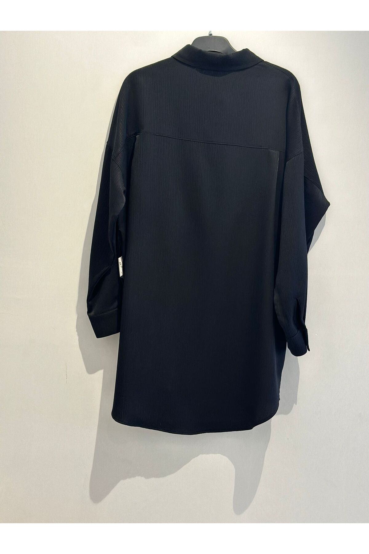 Katman Detaylı Taşlı Tunik Katman Detaylı Taşlı Tunik