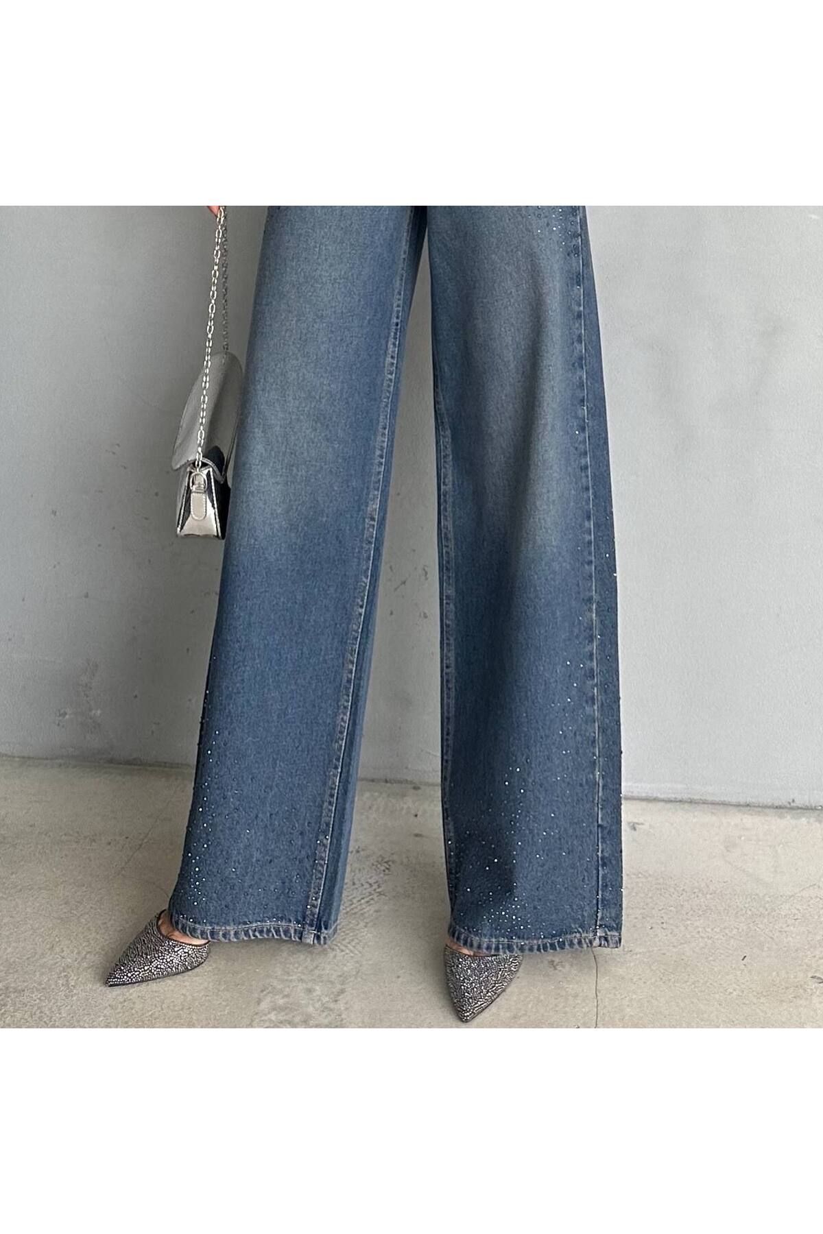 KADIN TAŞLI WİDE LEG JEAN KADIN TAŞLI WİDE LEG JEAN