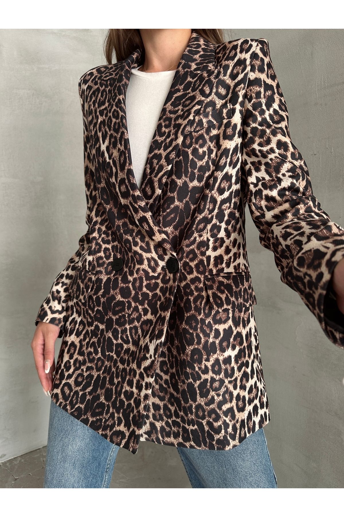 Leopar Desenli Kadın Blazer Ceket