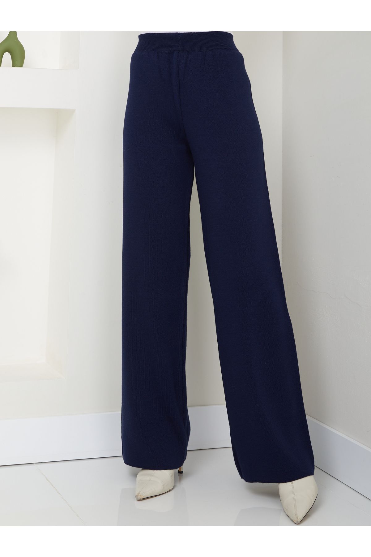 ZANSTİL Triko Geniş Paça Pantolon - Standart Beden ZANSTİL Triko Geniş Paça Pantolon - Standart Beden