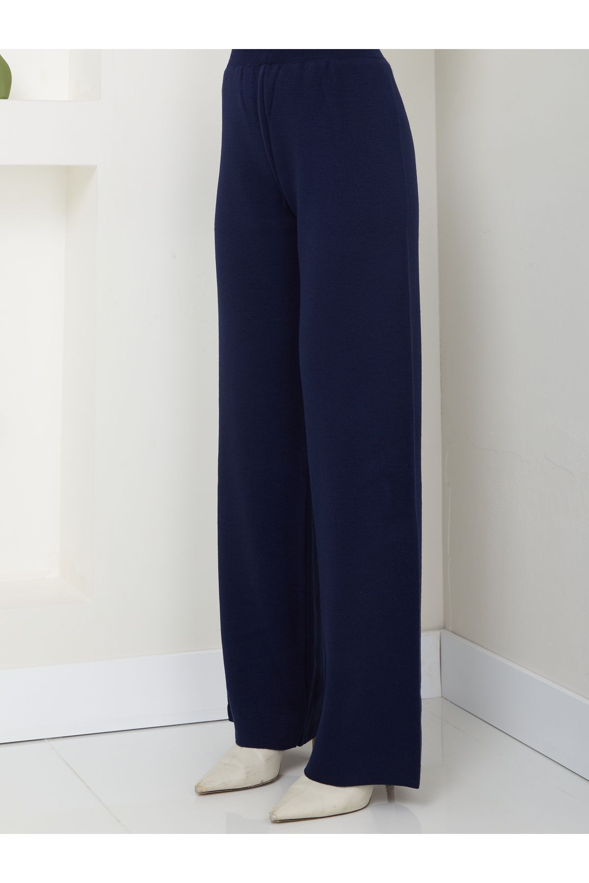 ZANSTİL Triko Geniş Paça Pantolon - Standart Beden ZANSTİL Triko Geniş Paça Pantolon - Standart Beden