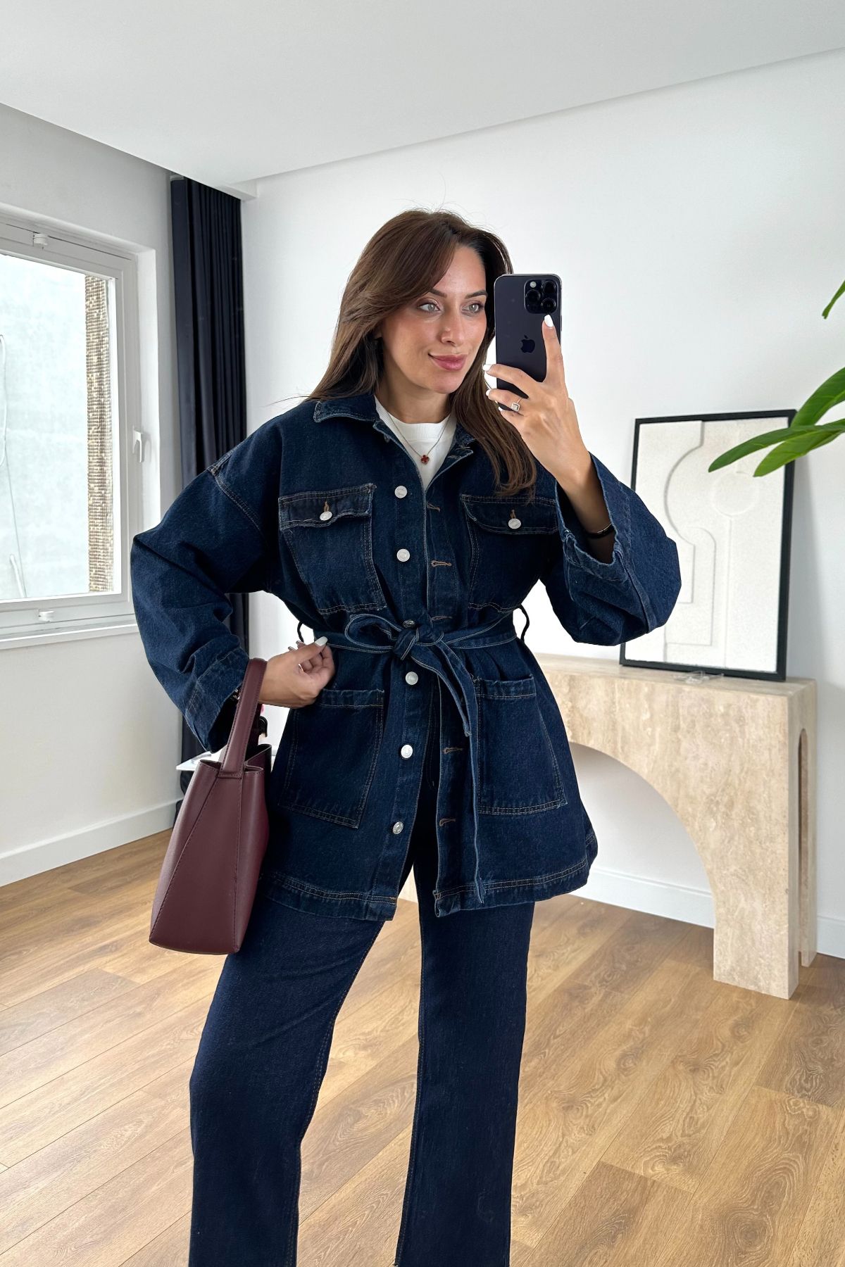Posela Dark Blue Kuşak Detaylı Uzun Kot Ceket Posela Dark Blue Kuşak Detaylı Uzun Kot Ceket