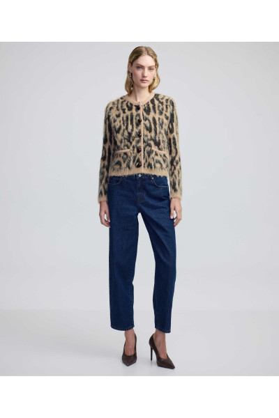 Leopar jakarlı hırka Leopar jakarlı hırka