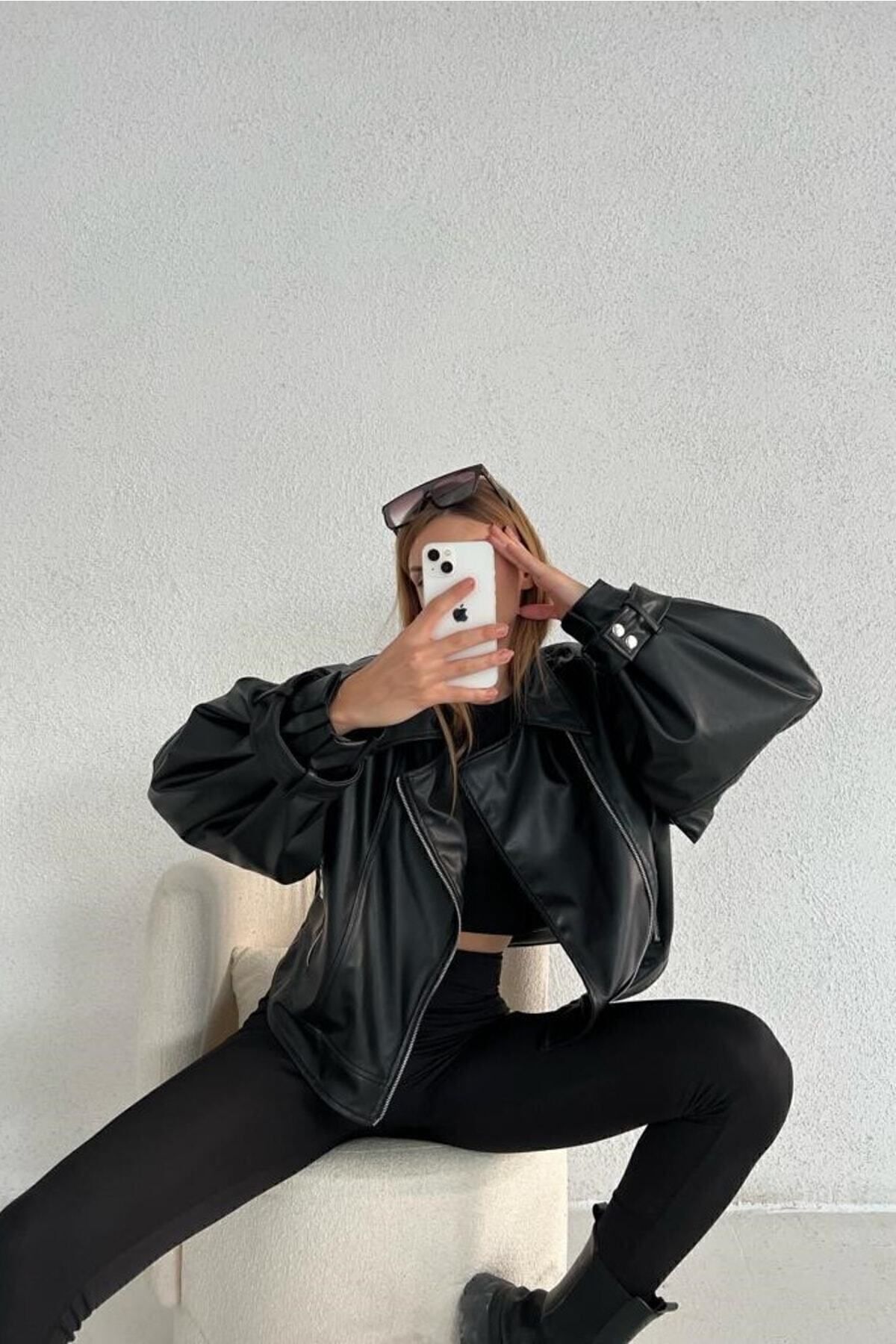 Kadın Siyah Oversize Deri Premium Ceket Kadın Siyah Oversize Deri Premium Ceket