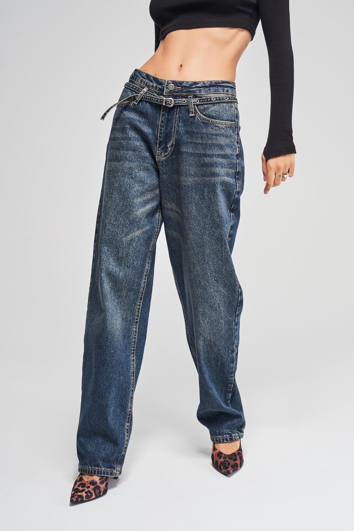 Kadın T.Kot Rengi Taılored Fit Kemerli %100 Koton Denim Kadın T.Kot Rengi Taılored Fit Kemerli %100 Koton Denim