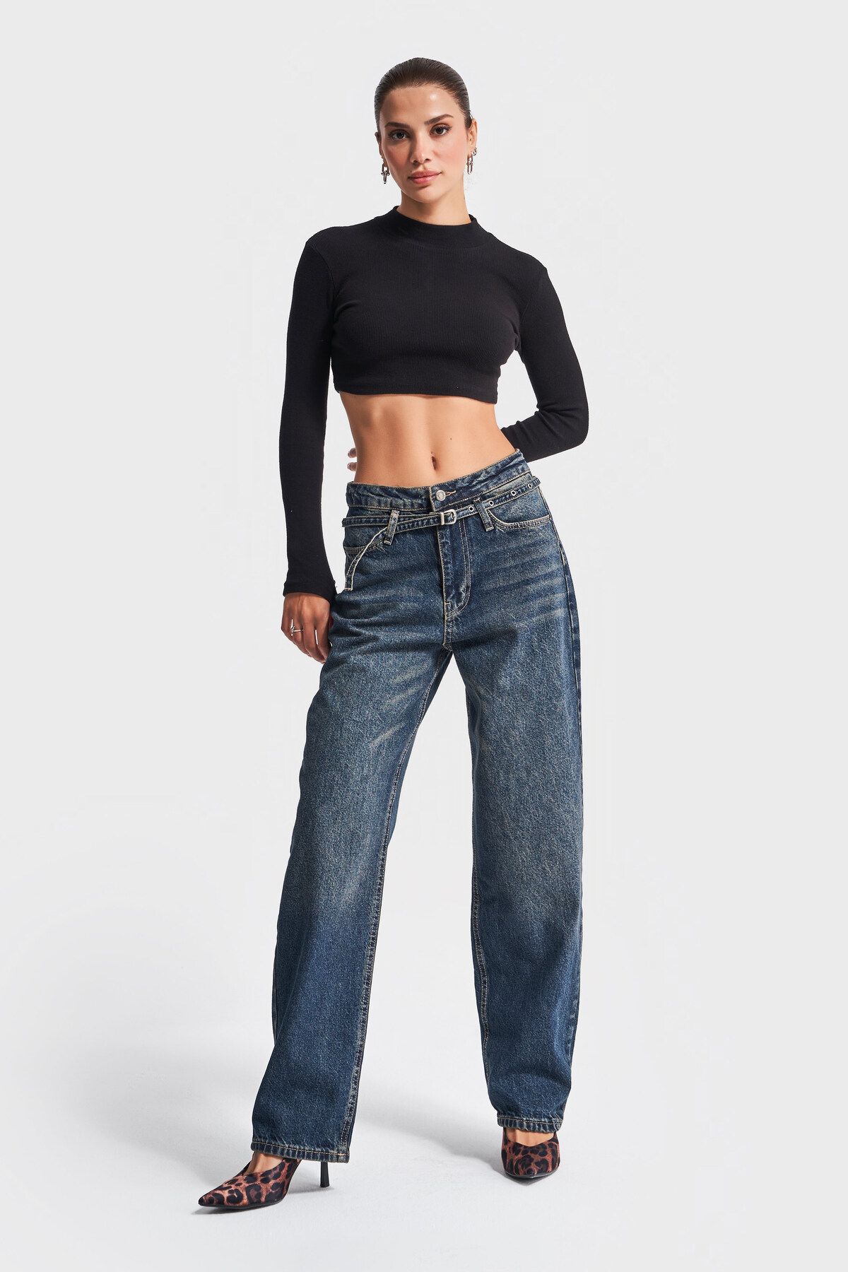 Kadın T.Kot Rengi Taılored Fit Kemerli %100 Koton Denim Kadın T.Kot Rengi Taılored Fit Kemerli %100 Koton Denim