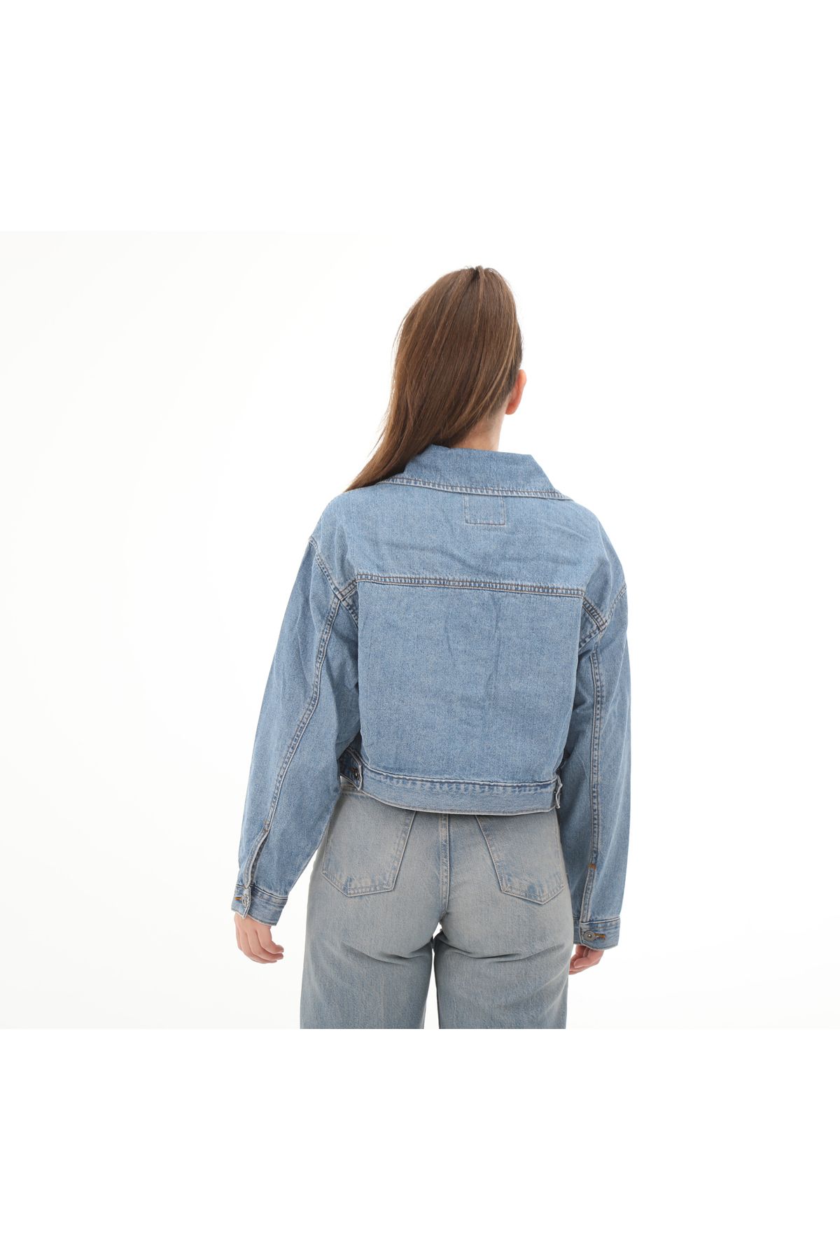 000HWF7W61-R Vans Raynes Denim Crop Jacket Kadın Ceket Mavi