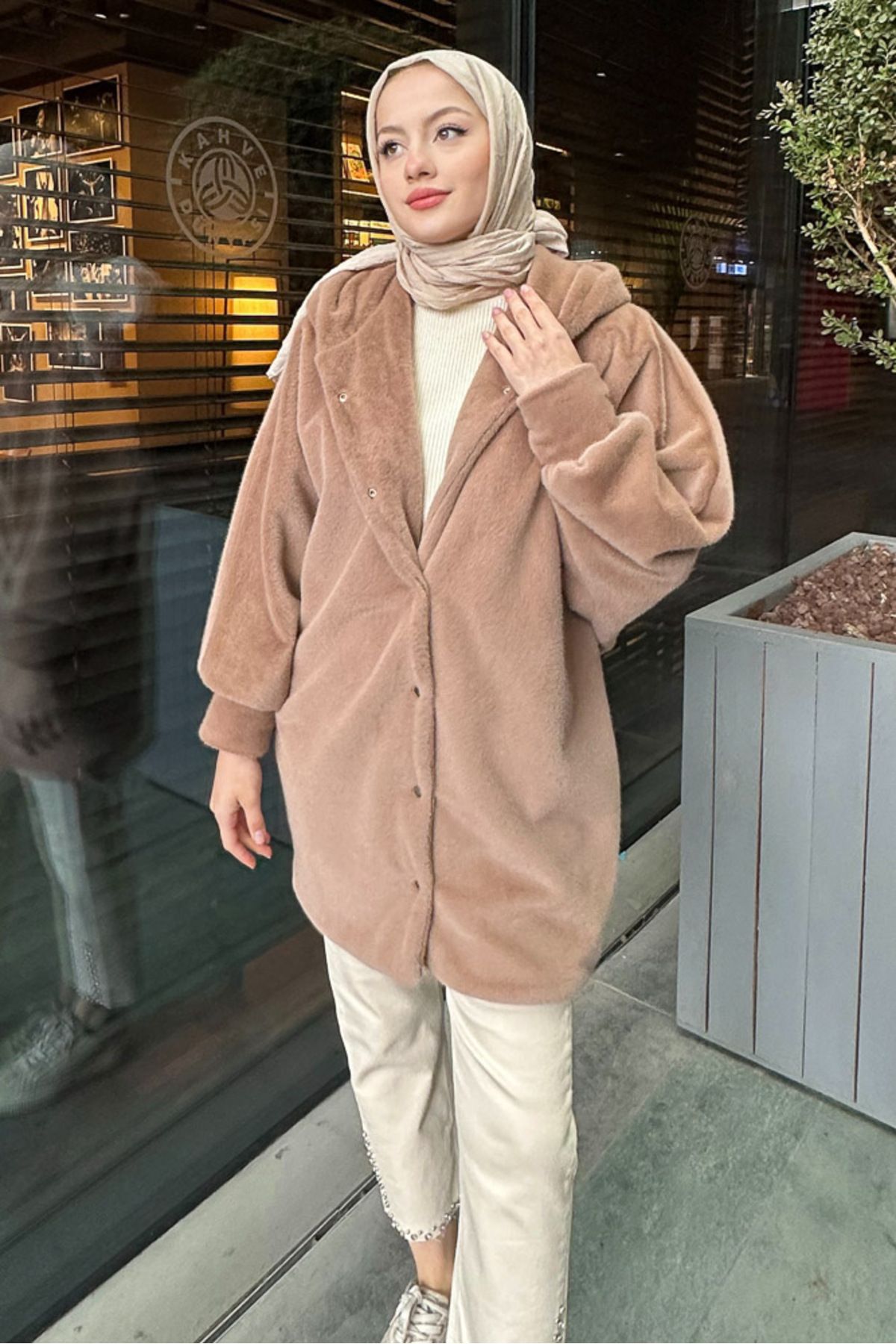 Lavin Kapüşonlu Peluş Mont - Vizon Lavin Kapüşonlu Peluş Mont - Vizon