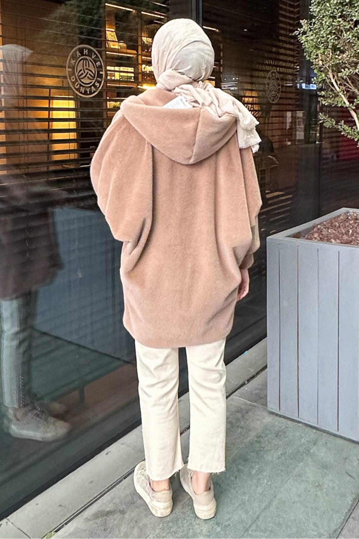 Lavin Kapüşonlu Peluş Mont - Vizon Lavin Kapüşonlu Peluş Mont - Vizon