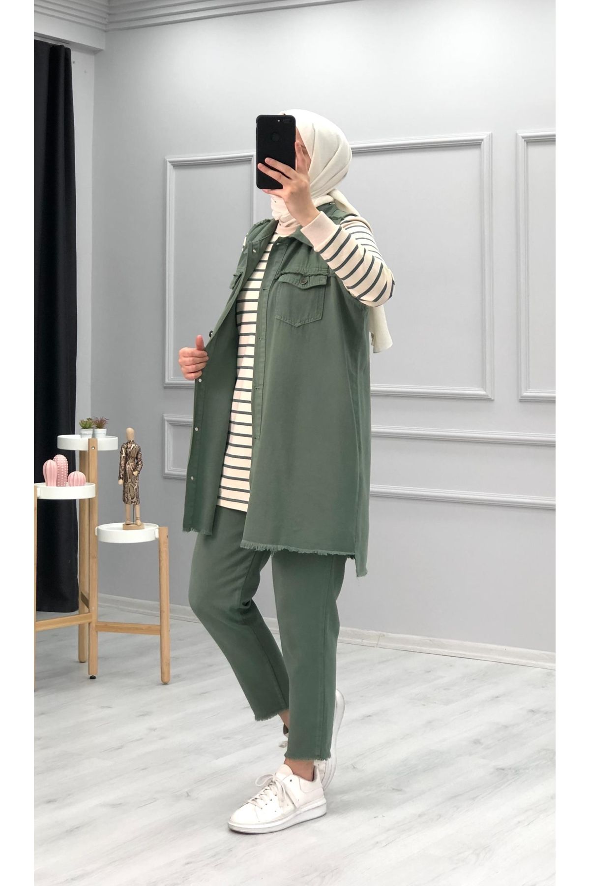Mint Tesettür Üçlü Yelekli Takım Mint Tesettür Üçlü Yelekli Takım