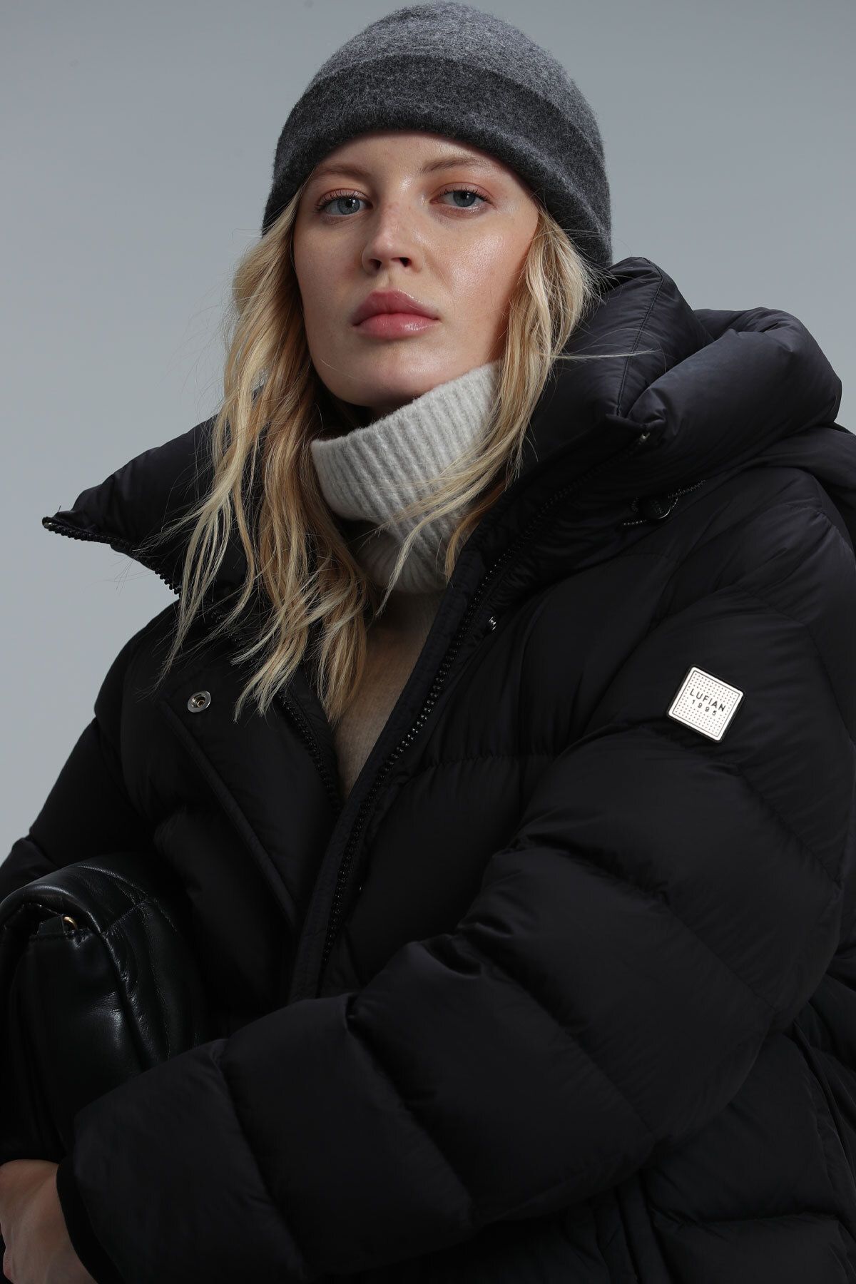 Olıvıa Kaztüyü Kadın Mont Siyah Olıvıa Kaztüyü Kadın Mont Siyah