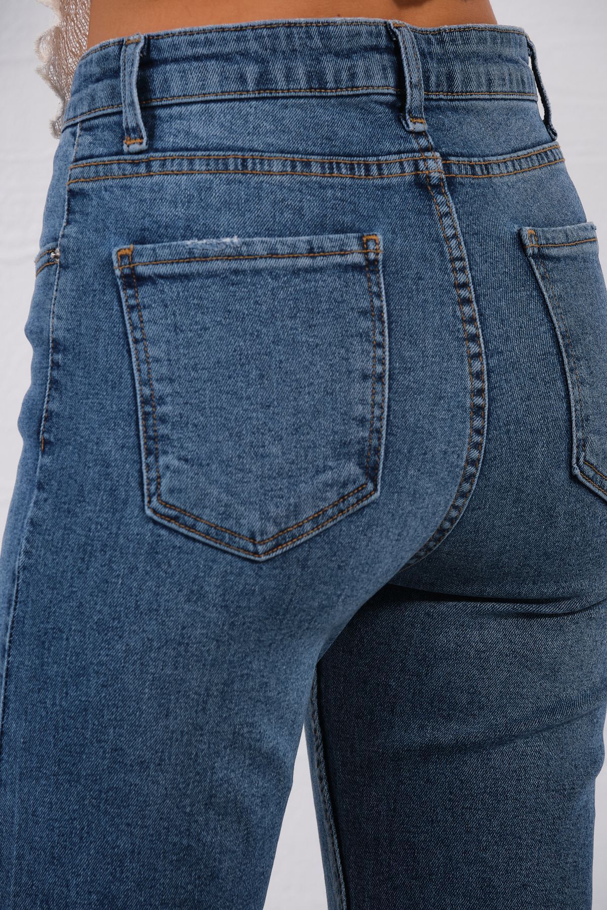 Mavi Yüksek Bel, Esnek Skinny Denim Dar Kalıp Mom Jean Kadın Kot Pantolon @cremona Mavi Yüksek Bel, Esnek Skinny Denim Dar Kalıp Mom Jean Kadın Kot Pantolon @cremona