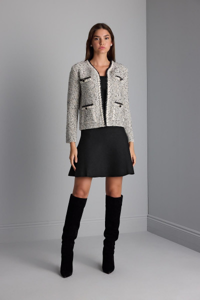 Tığ İşi Şerit Detaylı Simli Gri Triko Ceket Tığ İşi Şerit Detaylı Simli Gri Triko Ceket