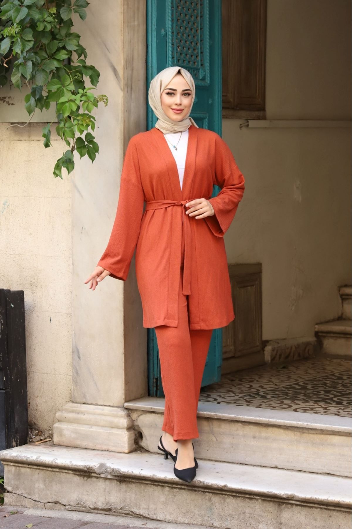 Kuşaklı Detaylı Tesettür Kimono Takım Kuşaklı Detaylı Tesettür Kimono Takım