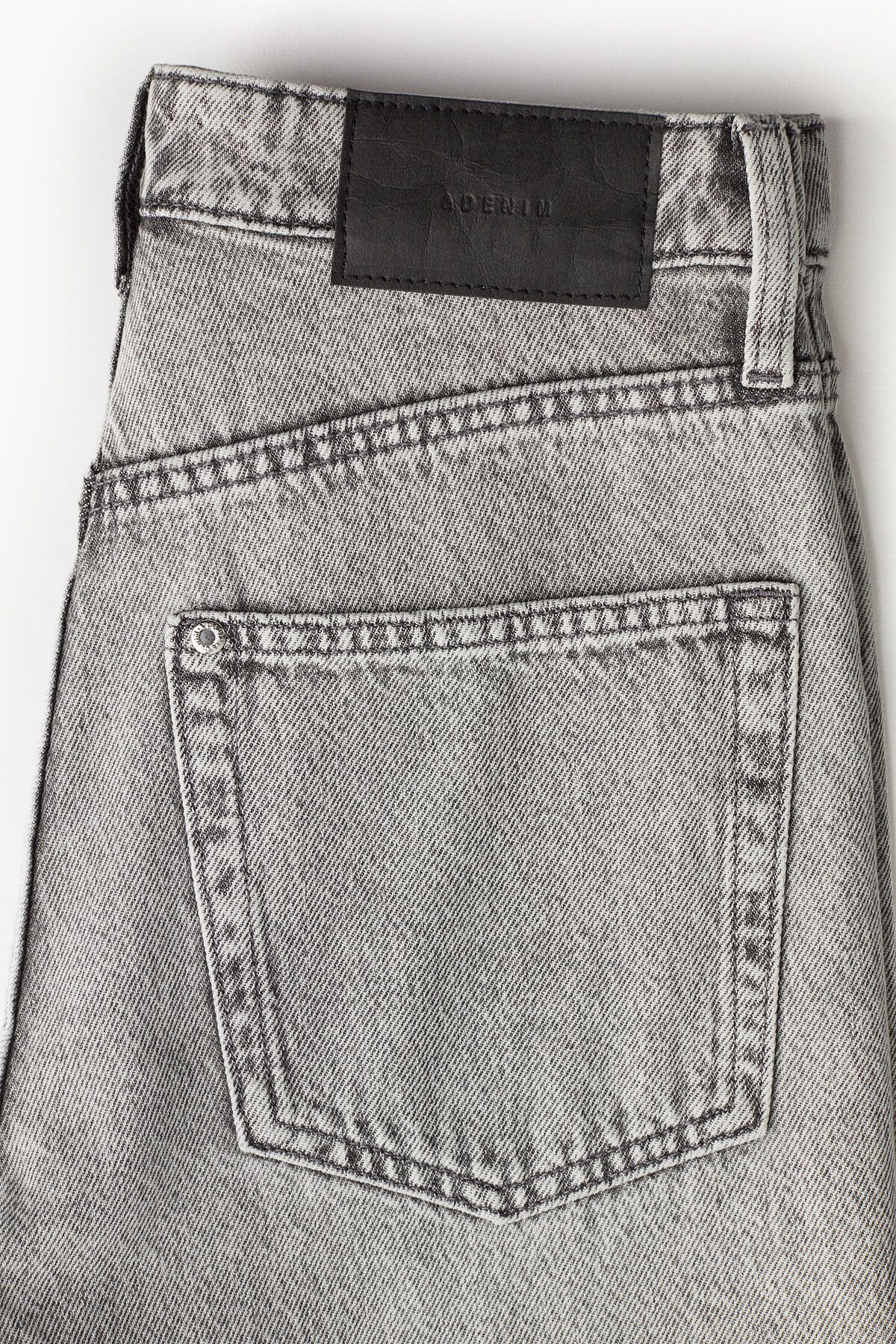 Petite Length Wide Ultra High Jeans Petite Length Wide Ultra High Jeans