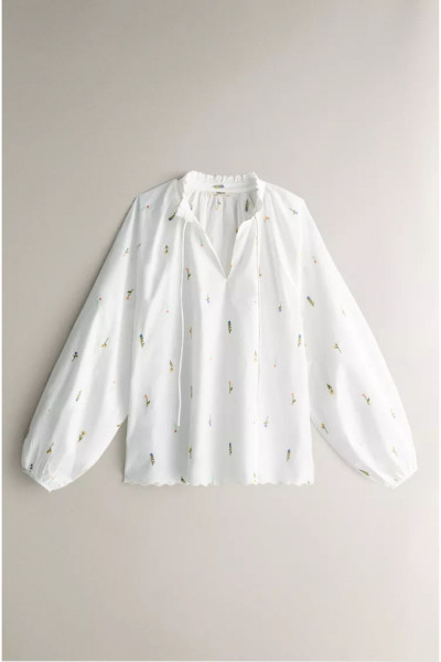 Shirt with Foral Embroidery