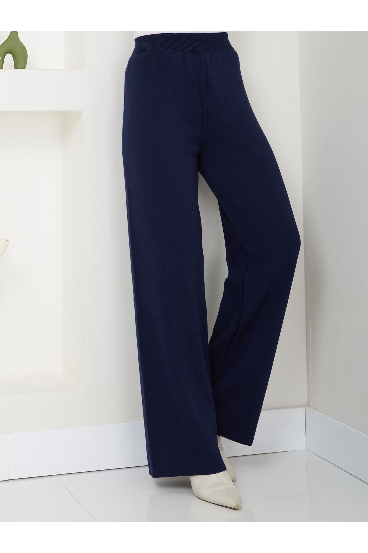 ZANSTİL Triko Geniş Paça Pantolon - Standart Beden ZANSTİL Triko Geniş Paça Pantolon - Standart Beden