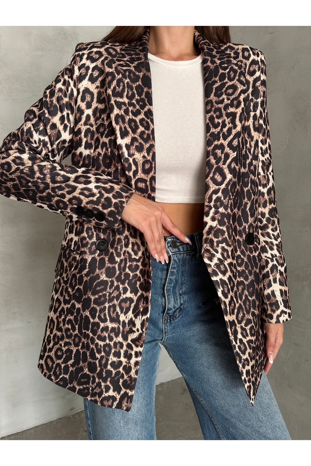 Leopar Desenli Kadın Blazer Ceket Leopar Desenli Kadın Blazer Ceket
