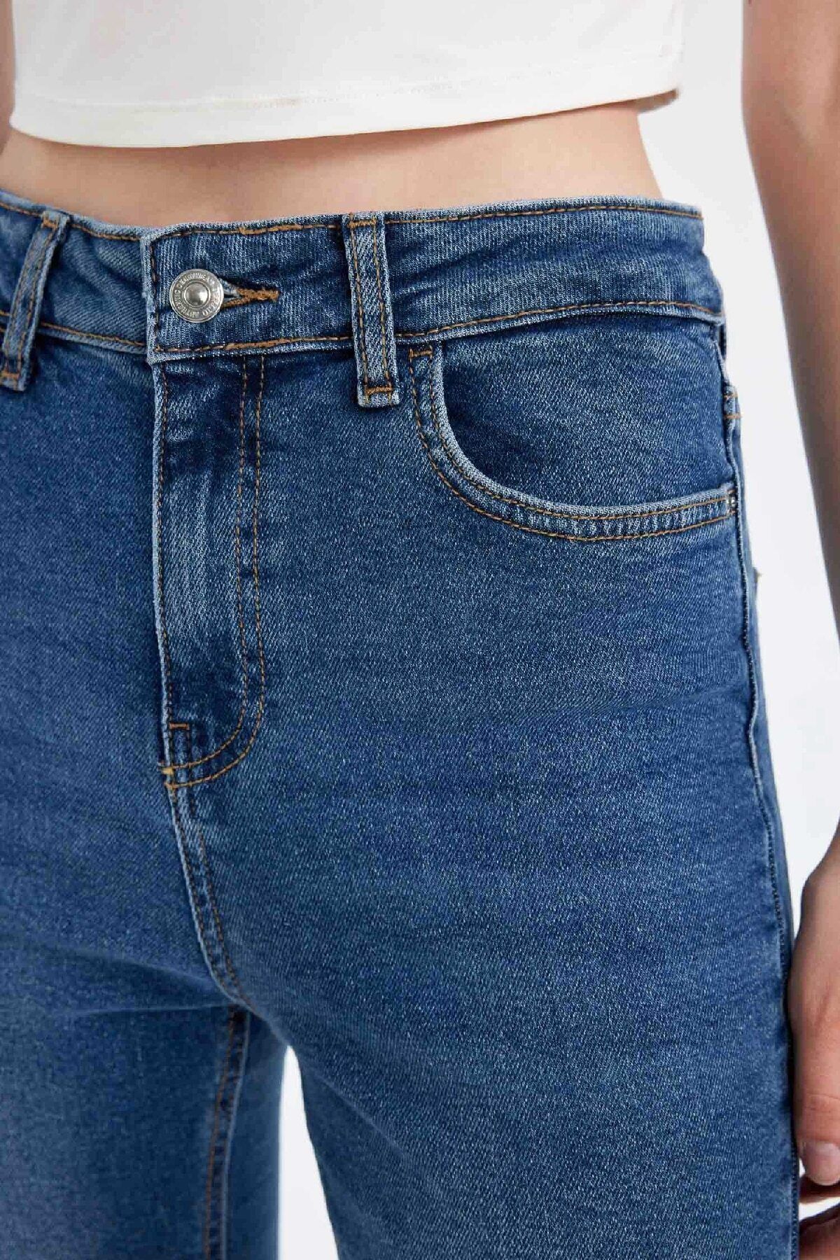 Skinny Fit Yüksek Bel Bilek Boy Jean Pantolon C7611AX24WN Skinny Fit Yüksek Bel Bilek Boy Jean Pantolon C7611AX24WN
