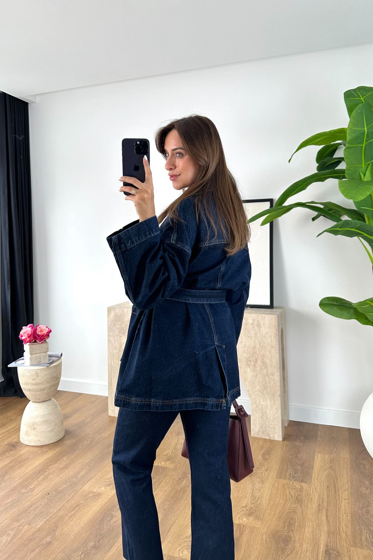Posela Dark Blue Kuşak Detaylı Uzun Kot Ceket Posela Dark Blue Kuşak Detaylı Uzun Kot Ceket