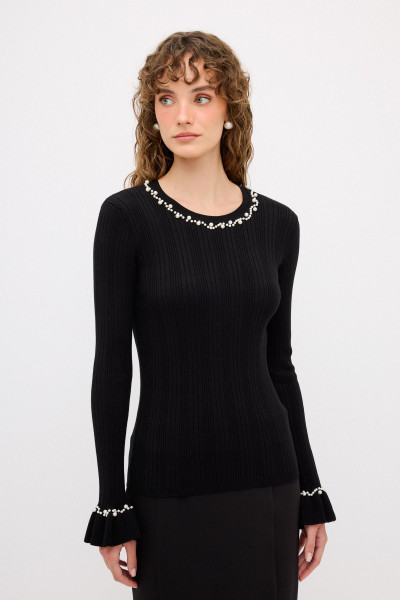 Yakası İncili Triko Bluz Yakası İncili Triko Bluz