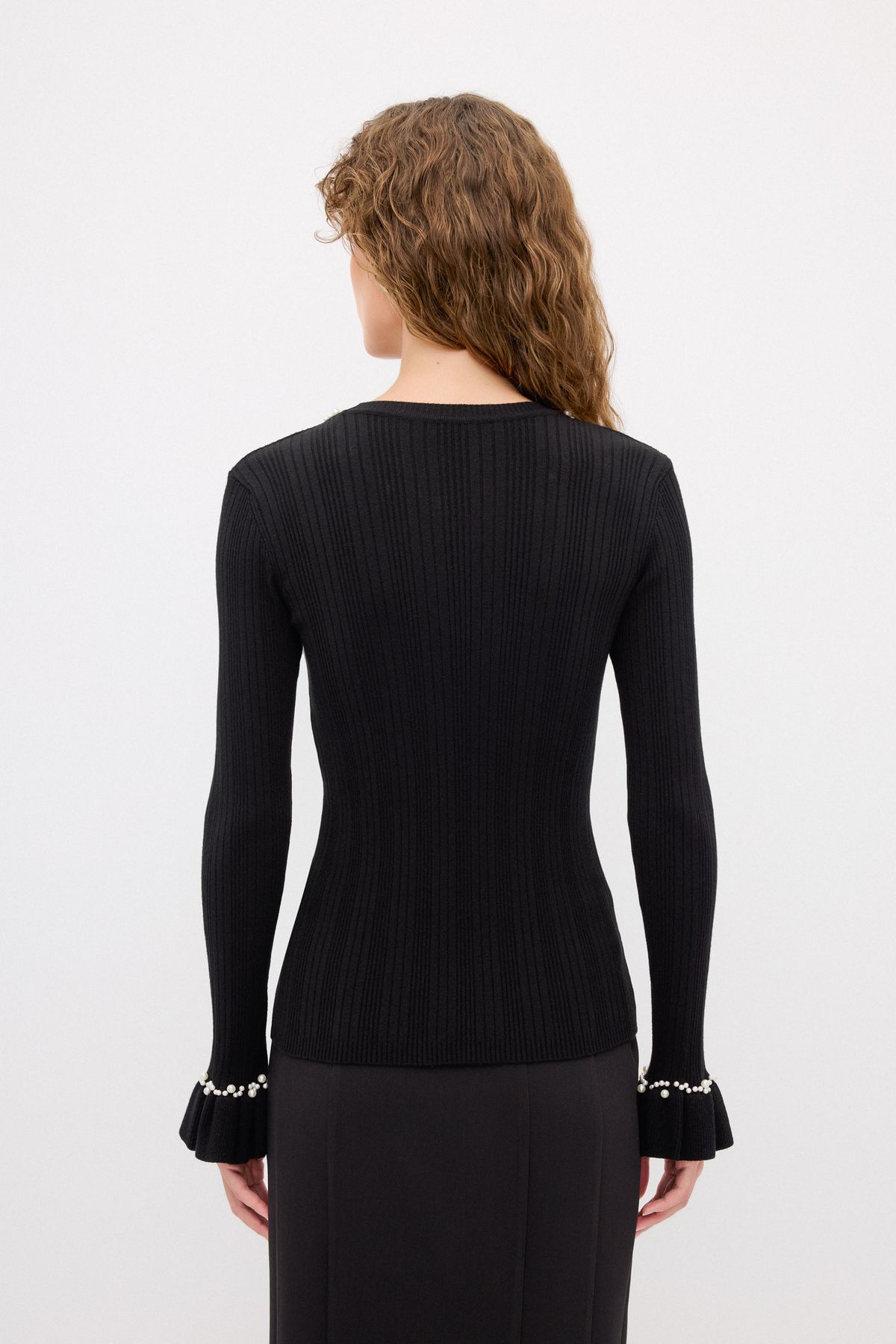 Yakası İncili Triko Bluz Yakası İncili Triko Bluz