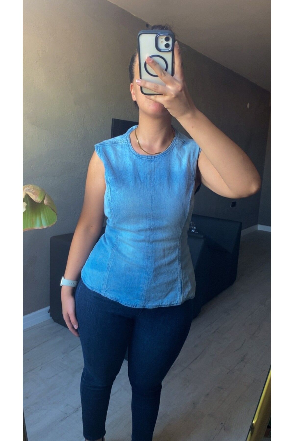 SIRT DEKOLTELİ YELEK