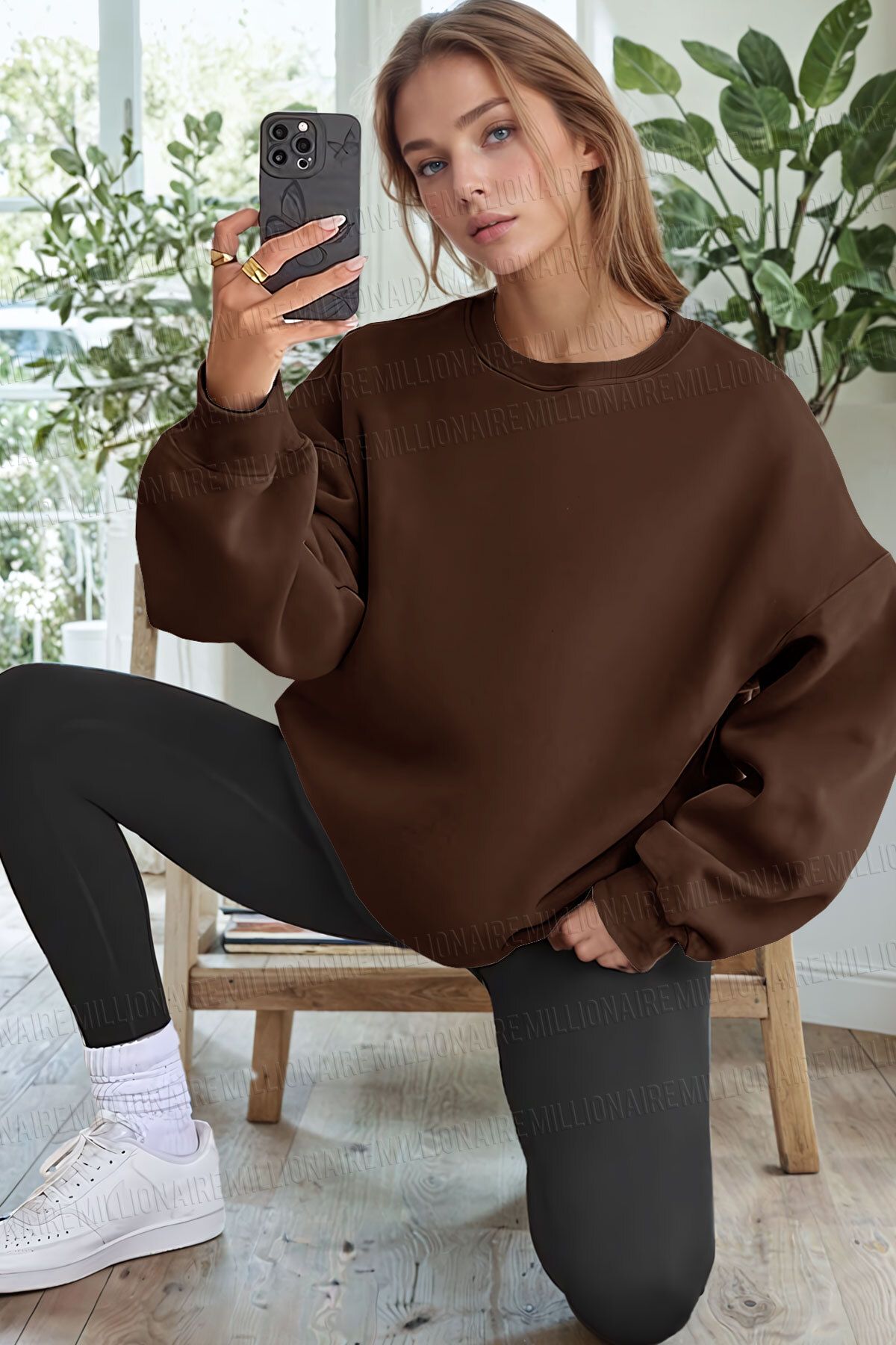 Kadın Kahverengi Basic 0 Sıfır Yaka Baskısız Düz Oversize Salaş Bol Kesim Polar Sweatshirt