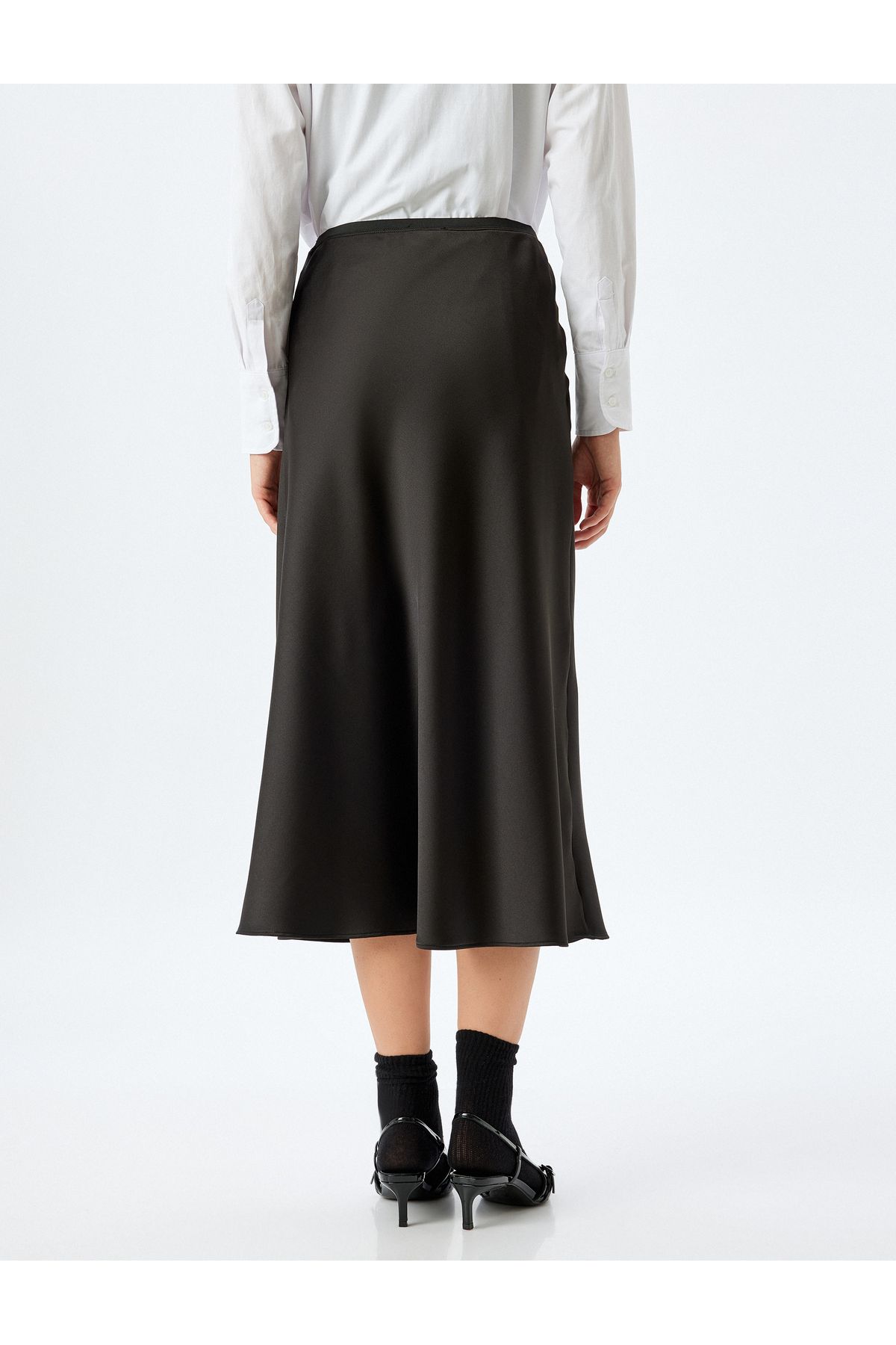 Standart Bel Slim Fit A kesim Midi Boy Saten Etek Standart Bel Slim Fit A kesim Midi Boy Saten Etek