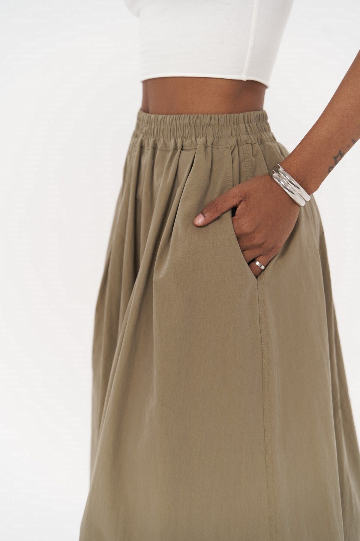 Mai Collection Ivory Haki Paraşüt Etek Mai Collection Ivory Haki Paraşüt Etek
