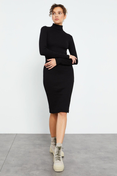 Siyah Kaşkorse Triko Dar Kalıp Balıkçı Yaka Kadın Elbise - 97117 Siyah Kaşkorse Triko Dar Kalıp Balıkçı Yaka Kadın Elbise - 97117