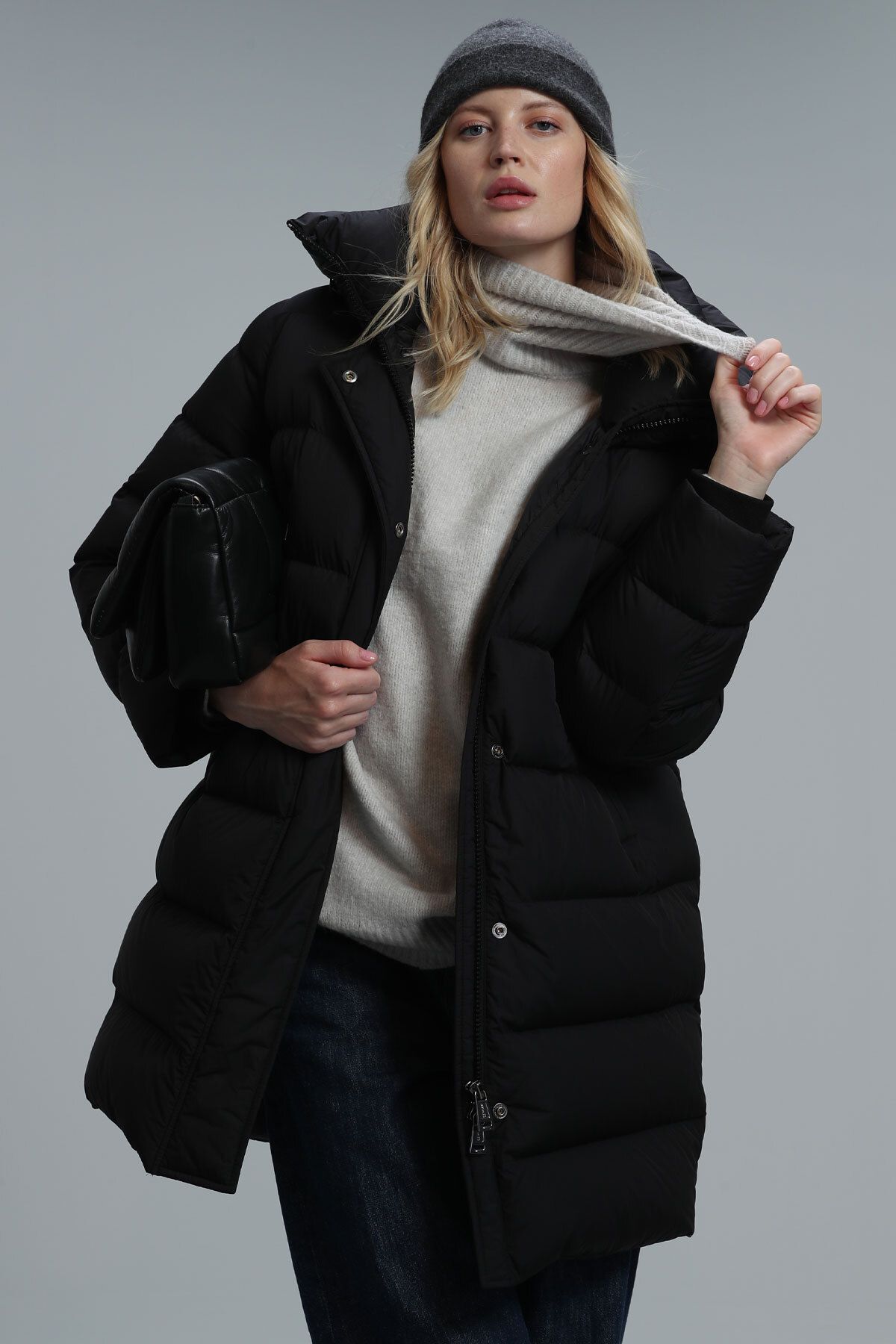 Olıvıa Kaztüyü Kadın Mont Siyah Olıvıa Kaztüyü Kadın Mont Siyah