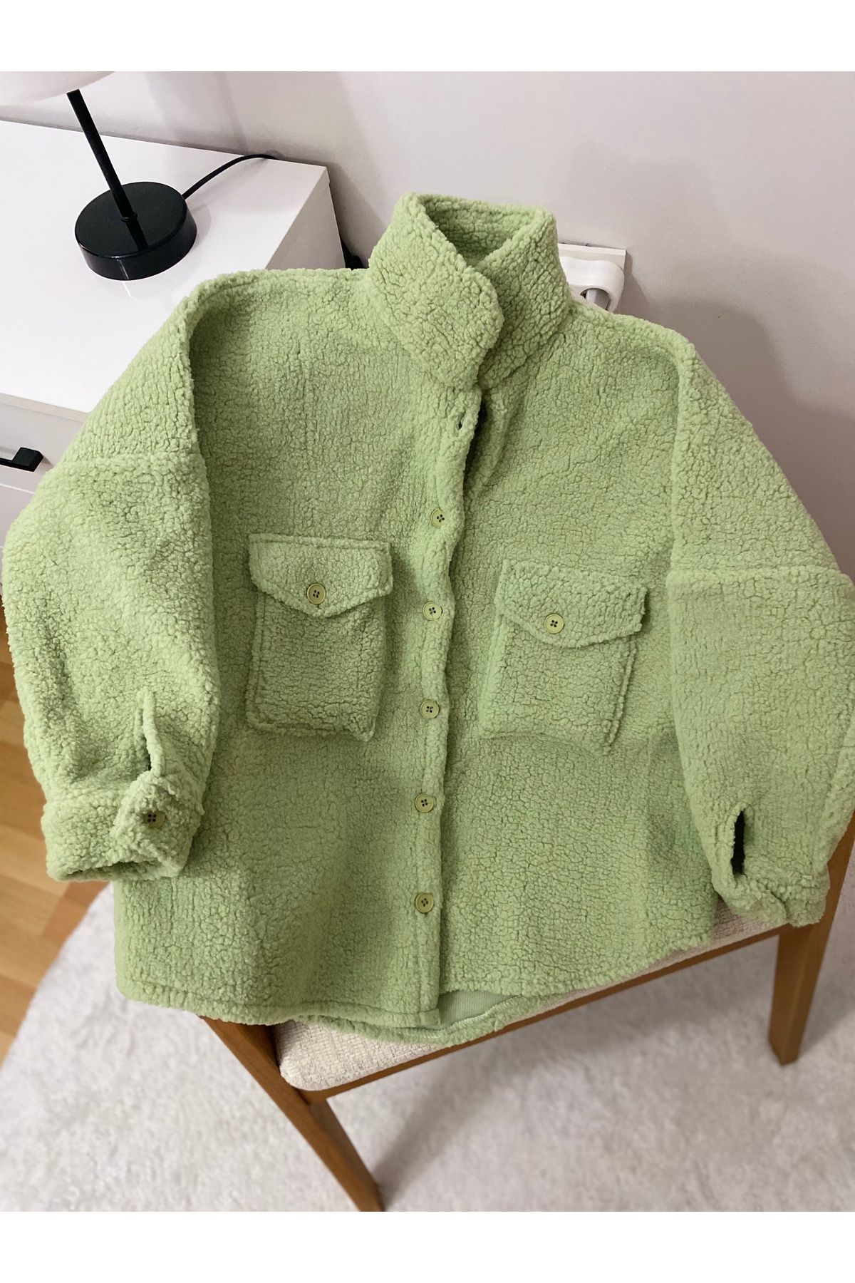 Kadın Peluş Oversize Düğmeli Ceket Kadın Peluş Oversize Düğmeli Ceket