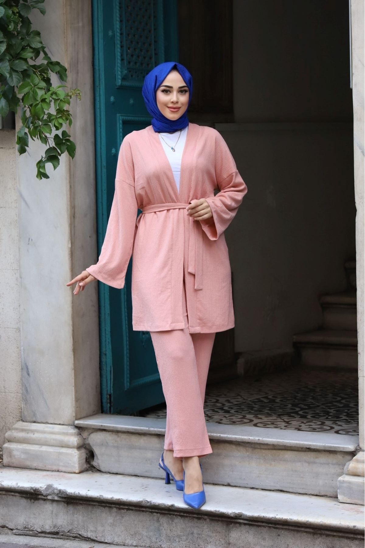 Kuşaklı Detaylı Tesettür Kimono Takım Kuşaklı Detaylı Tesettür Kimono Takım