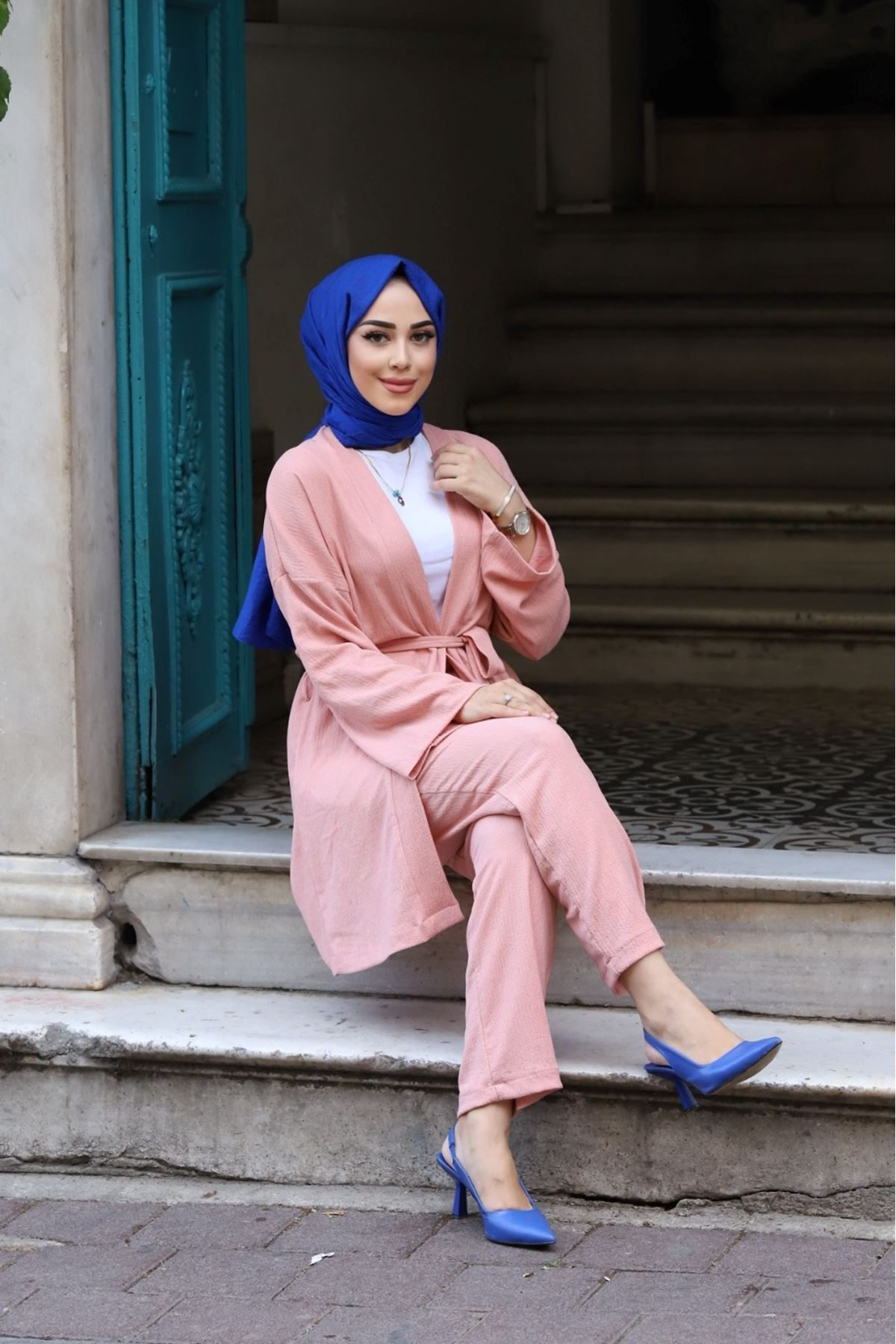 Kuşaklı Detaylı Tesettür Kimono Takım Kuşaklı Detaylı Tesettür Kimono Takım