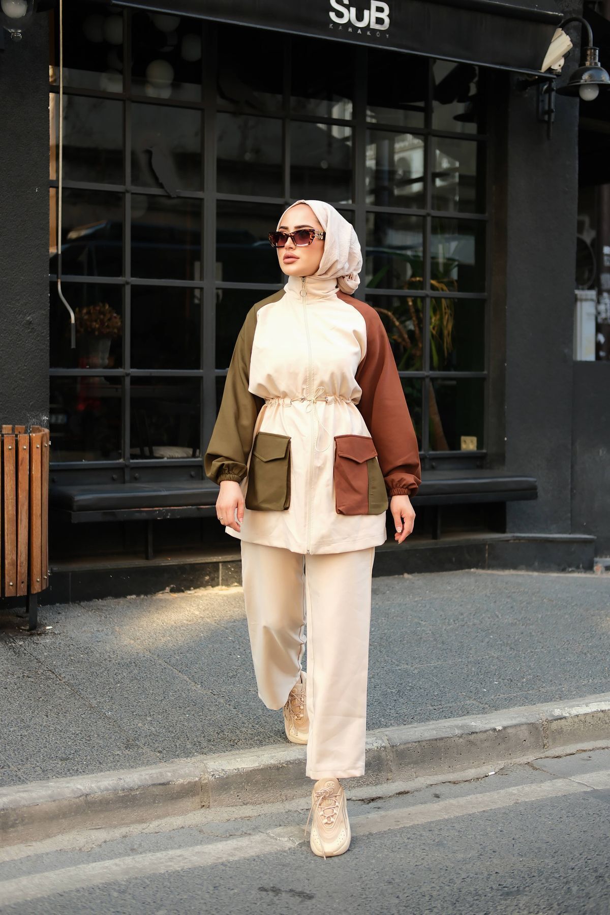 Kadın Tesettür Tunik Pantolon Double Crep Alt-Üst Takım Kadın Tesettür Tunik Pantolon Double Crep Alt-Üst Takım