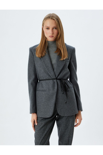 Yün Karışımlı Kaşe Blazer Ceket Bağlama Detaylı Cepli Yün Karışımlı Kaşe Blazer Ceket Bağlama Detaylı Cepli