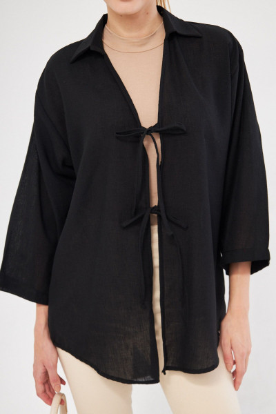 Kadın Siyah Gömlek Yakalı Önden Bağcıklı Kimono Gömlek ARM-25K001006 Kadın Siyah Gömlek Yakalı Önden Bağcıklı Kimono Gömlek ARM-25K001006