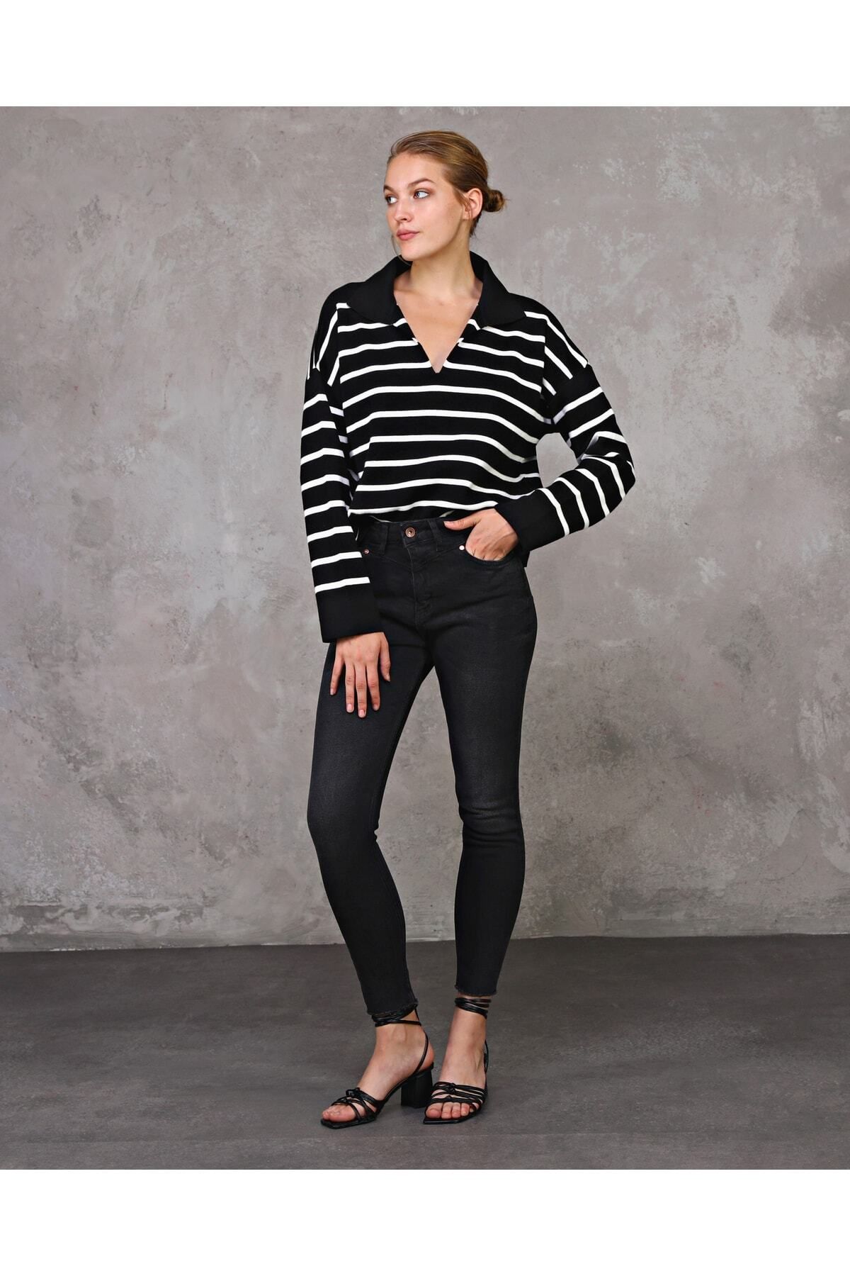 Skinny Fit Siyah Kadın Kot Pantolon Skinny Fit Siyah Kadın Kot Pantolon