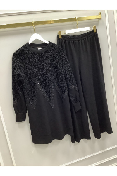 Şık pantolonlu İkili takım Şık pantolonlu İkili takım