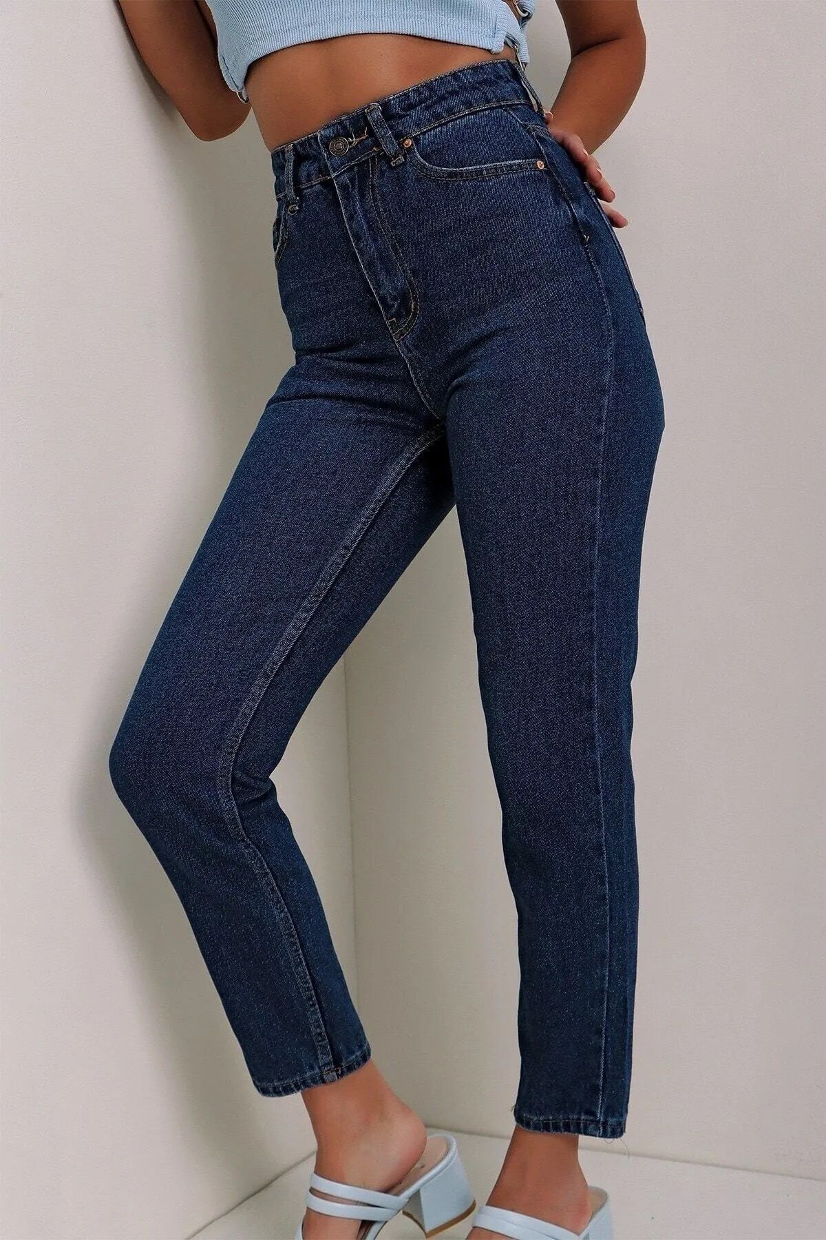 Ramrod Lucy Boyfriend Koyu Mavi Yüksek Bel Likralı Mom Jeans Pantolon Ramrod Lucy Boyfriend Koyu Mavi Yüksek Bel Likralı Mom Jeans Pantolon