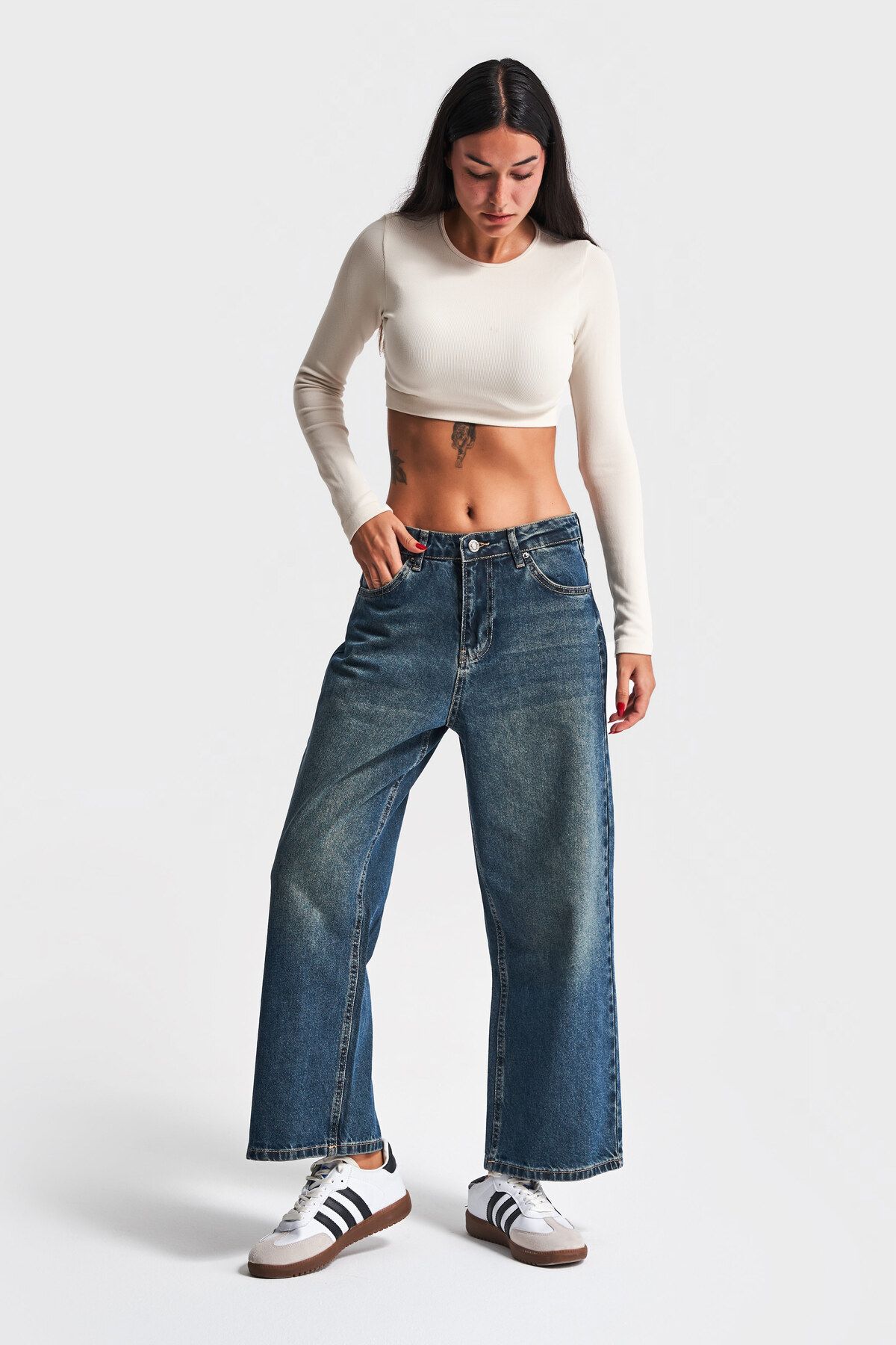 Kadın T.Kot Rengi Relaxed Ankle Fit Bol Kesim Denim Kadın T.Kot Rengi Relaxed Ankle Fit Bol Kesim Denim