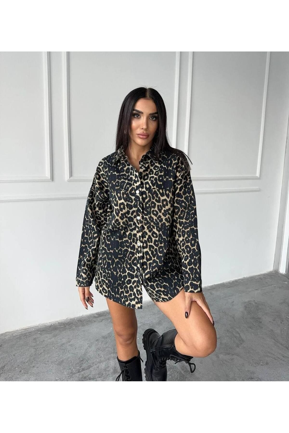 Leopar Desenli Gabardin Ceket