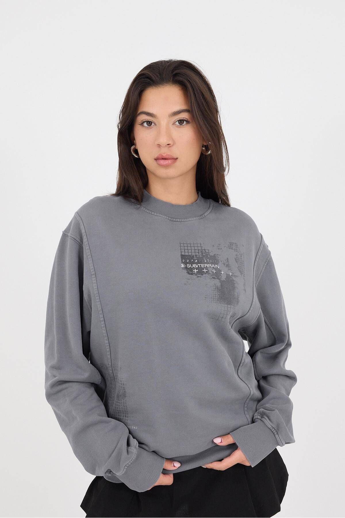 Bisiklet Yaka Soluk Efektli Sweatshirt S21723-U9