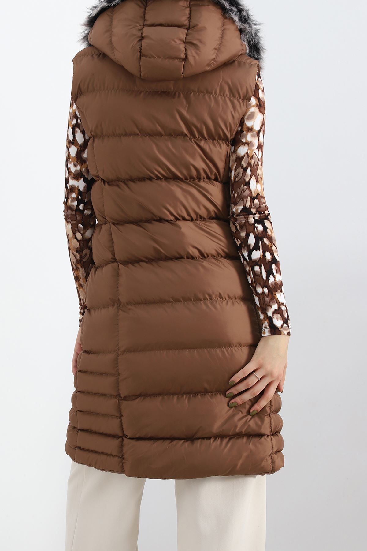 Yaka Kürklü Şişme Yelek Acıkahve Yaka Kürklü Şişme Yelek Acıkahve