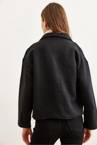 Kadın Siyah Çift Cepli Kaşe Astarsız Ceket CKT-19000391