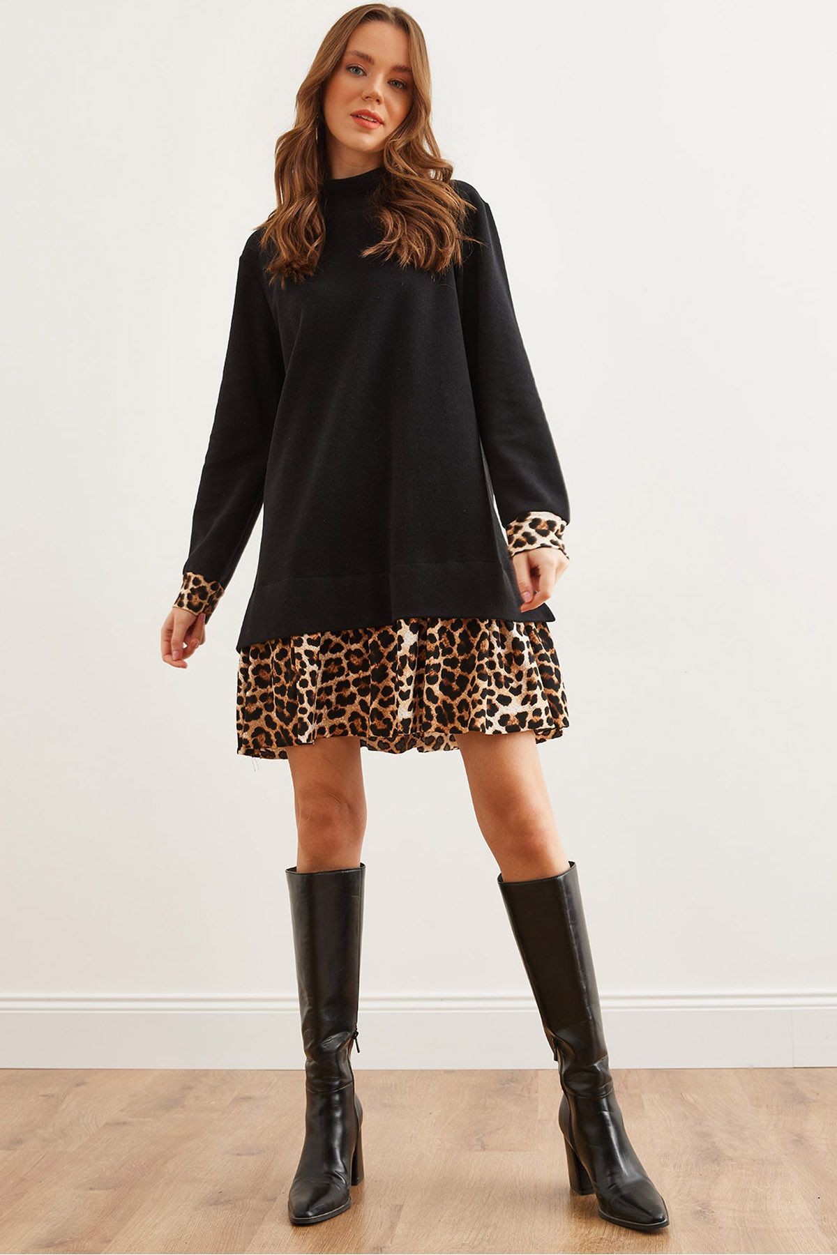 Kadın Siyah Leopar Garnili Selanik Elbise ELB-19000965 Kadın Siyah Leopar Garnili Selanik Elbise ELB-19000965