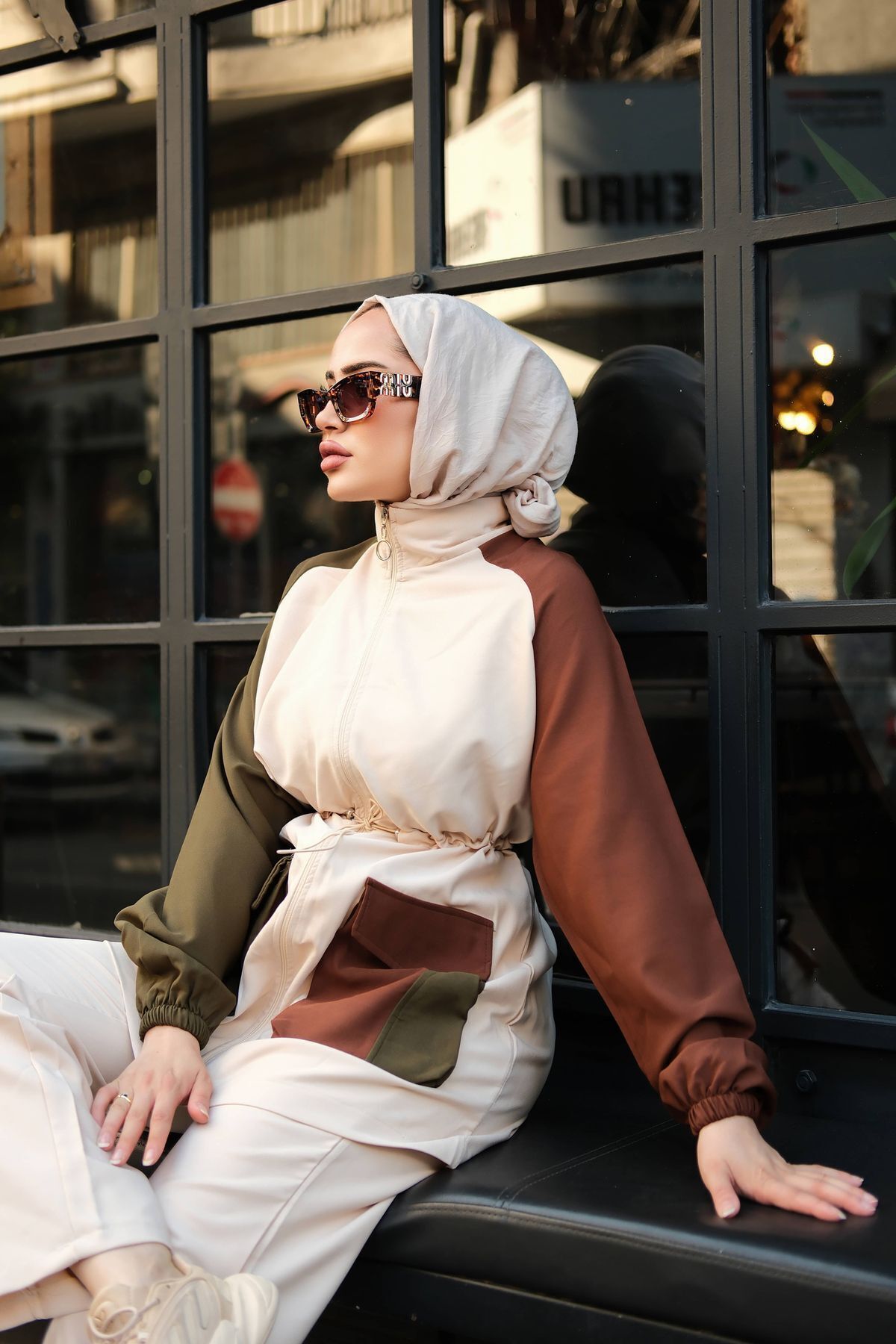 Kadın Tesettür Tunik Pantolon Double Crep Alt-Üst Takım Kadın Tesettür Tunik Pantolon Double Crep Alt-Üst Takım