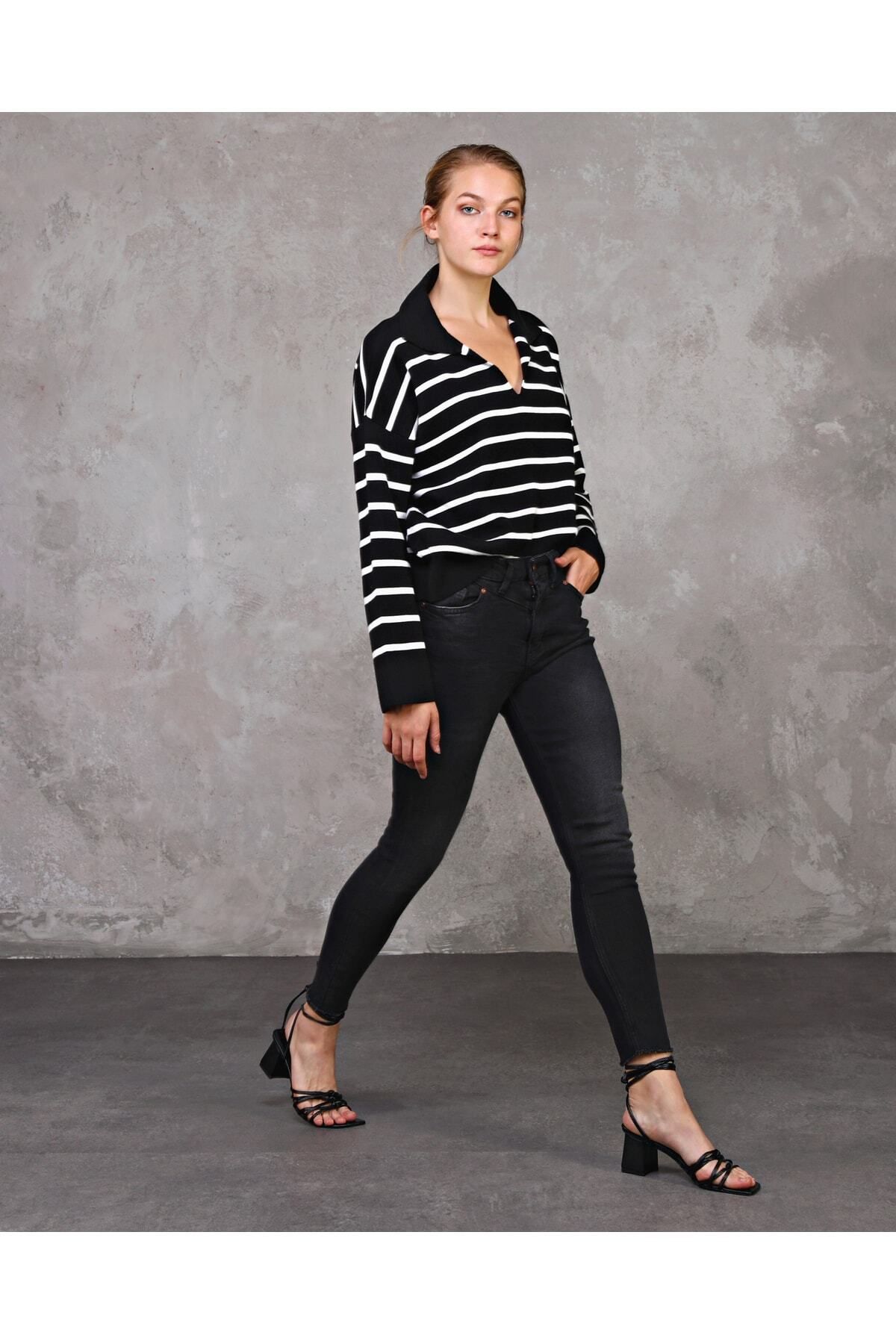 Skinny Fit Siyah Kadın Kot Pantolon Skinny Fit Siyah Kadın Kot Pantolon